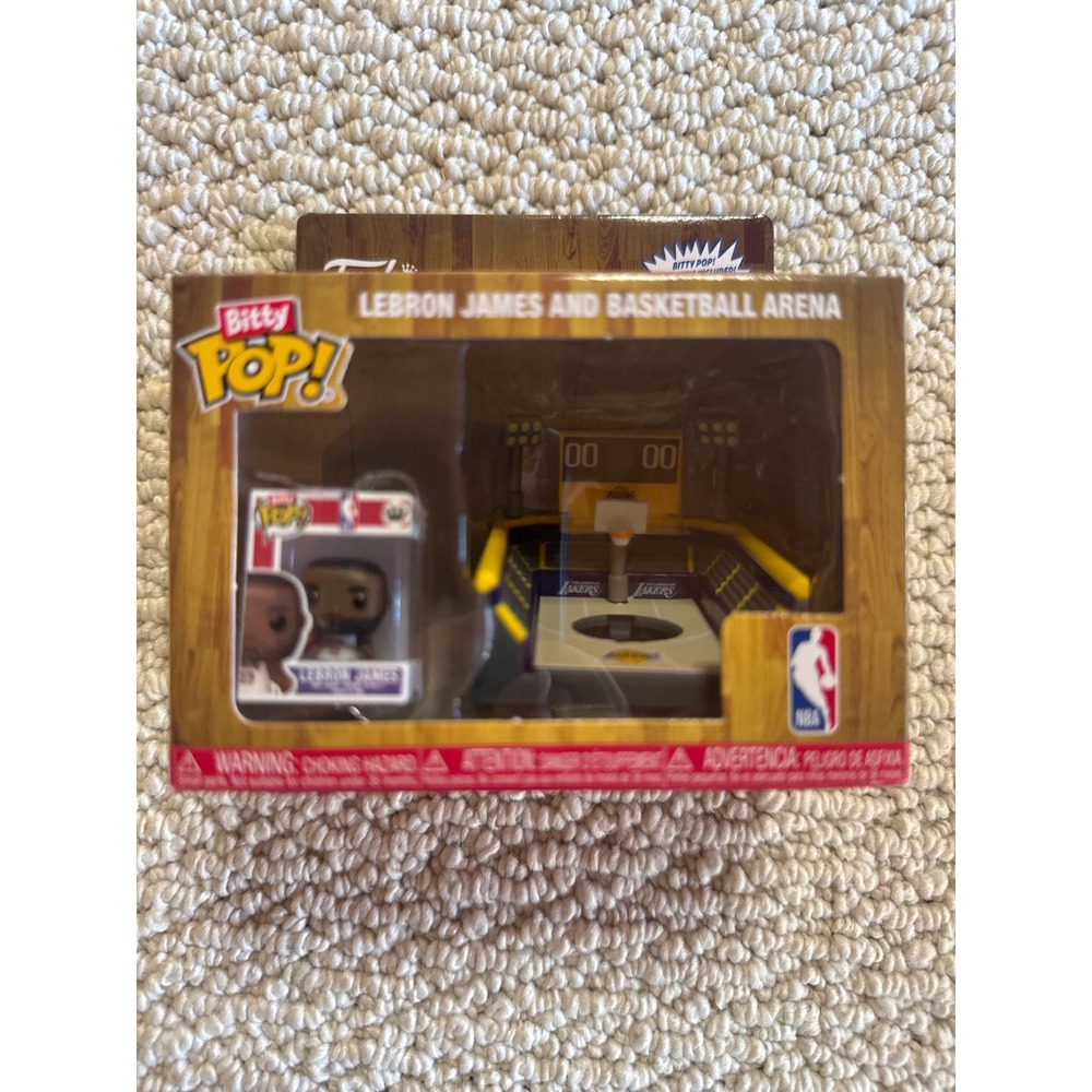 Funko Bitty Pop Town LeBron James Los Angeles Lakers Basketball Arena Figure